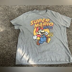 Super Mario Bros Gray T-Shirt XL